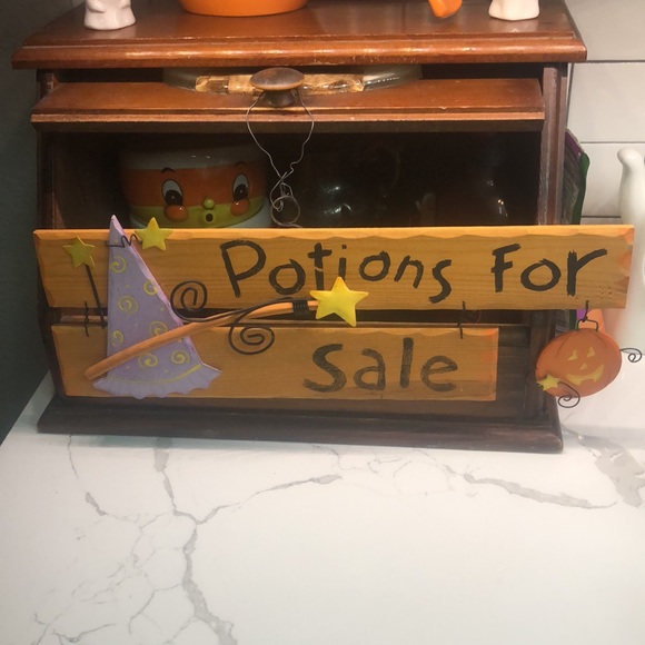 Potions for Sale wooden sign vintage Halloween - Picture 2 of 6